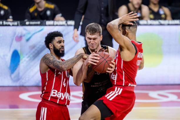 少年层级的 少年层级的