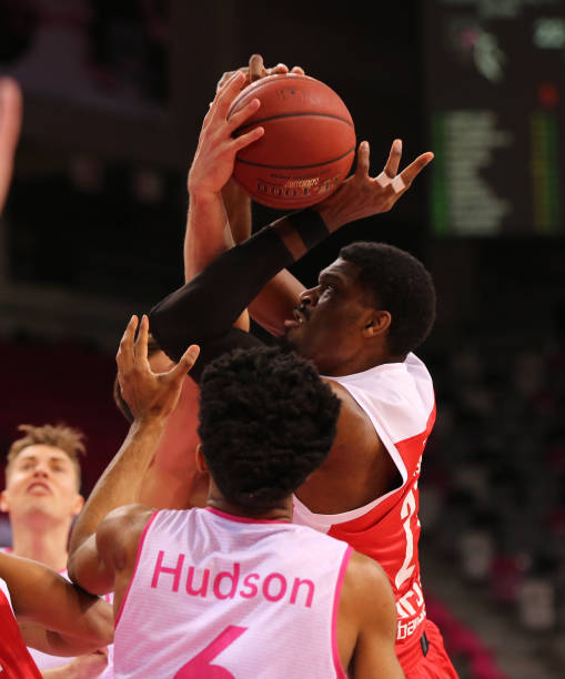 也能在阵地 也能在阵地